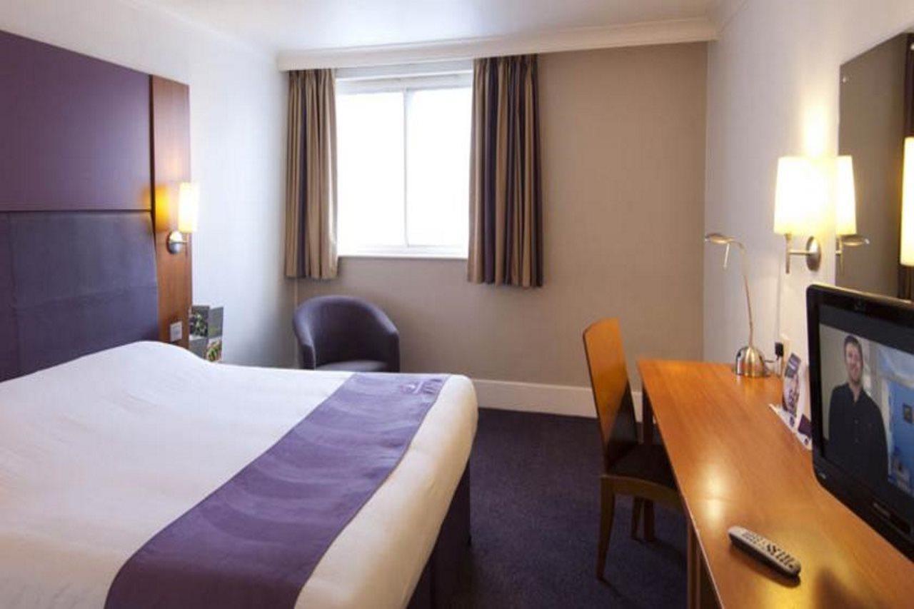 Premier Inn 콜체스터 외부 사진
