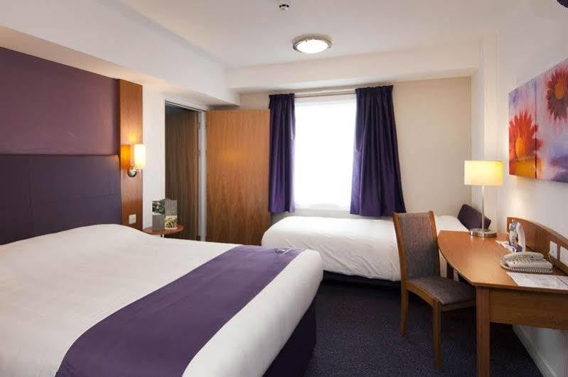 Premier Inn 콜체스터 외부 사진